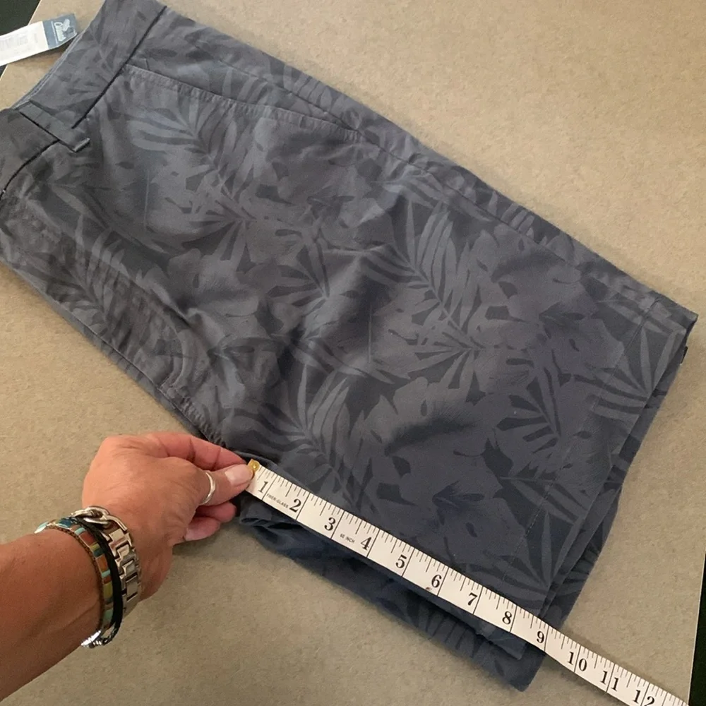 Roundtree and Yorke Casual Shorts